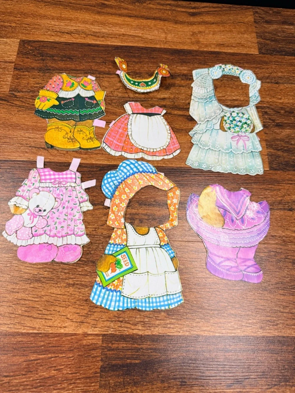 WESTERN PUBLISHING COMPANY, INC. 1979 Teddy Bears Paper Dolls
